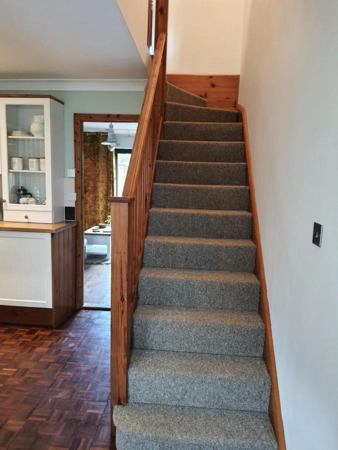 Country Style, 2 Bedroom House, Parking And Superb Location NWI Eksteriør billede